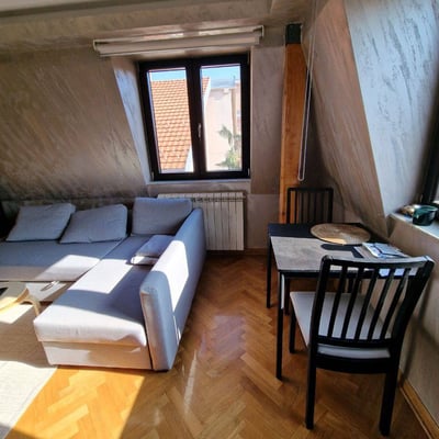 Аренда уютной 2-комнатной квартиры, 37 м², недалеко от центра, Белград, Сербия